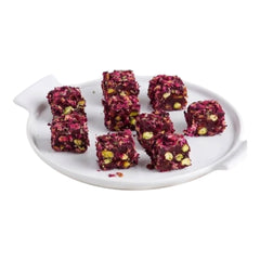 Premium Lokum mit Pistazien & Granatapfel verziert mit Rosenblättern 350g