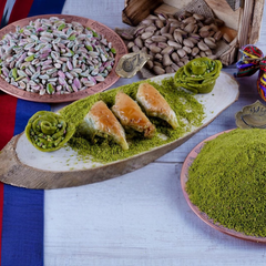 Şöbiyet Baklava Extra Pistazien-1.5 kg -Aus Antep