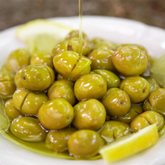 Olives vertes concassées artisanales de Muğla/Milas, avec de l'huile d'olive naturelle