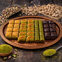 Gemischte Baklava 1.5kg – Türkische Baklava Mischung mit Schokolade, Midye, Sarma und Pistazienbaklava
 - Aus Antep