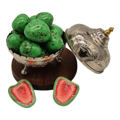 Yeşil çikolatalı gerçek çilekler – 200g | Premium meyveli çikolatalı drajeler