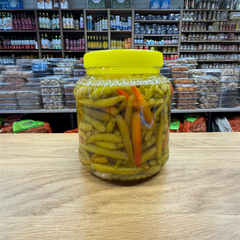 Yenigün Scharfe Peperoni in Salzlake • Traditionell Eingelegt • 1,5 kg Brutto / 650 g Netto