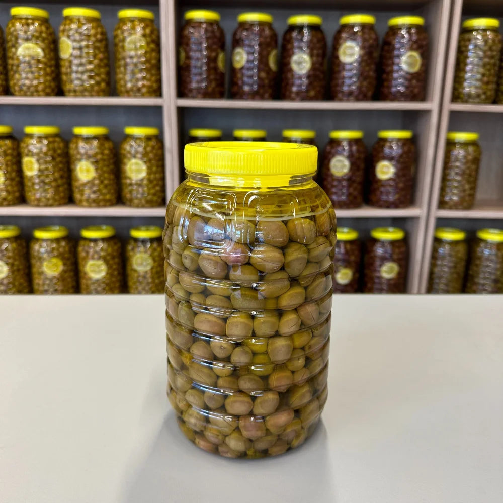 Grüne Oliven (Angeschnitten) - Eingelegt in Olivenöl